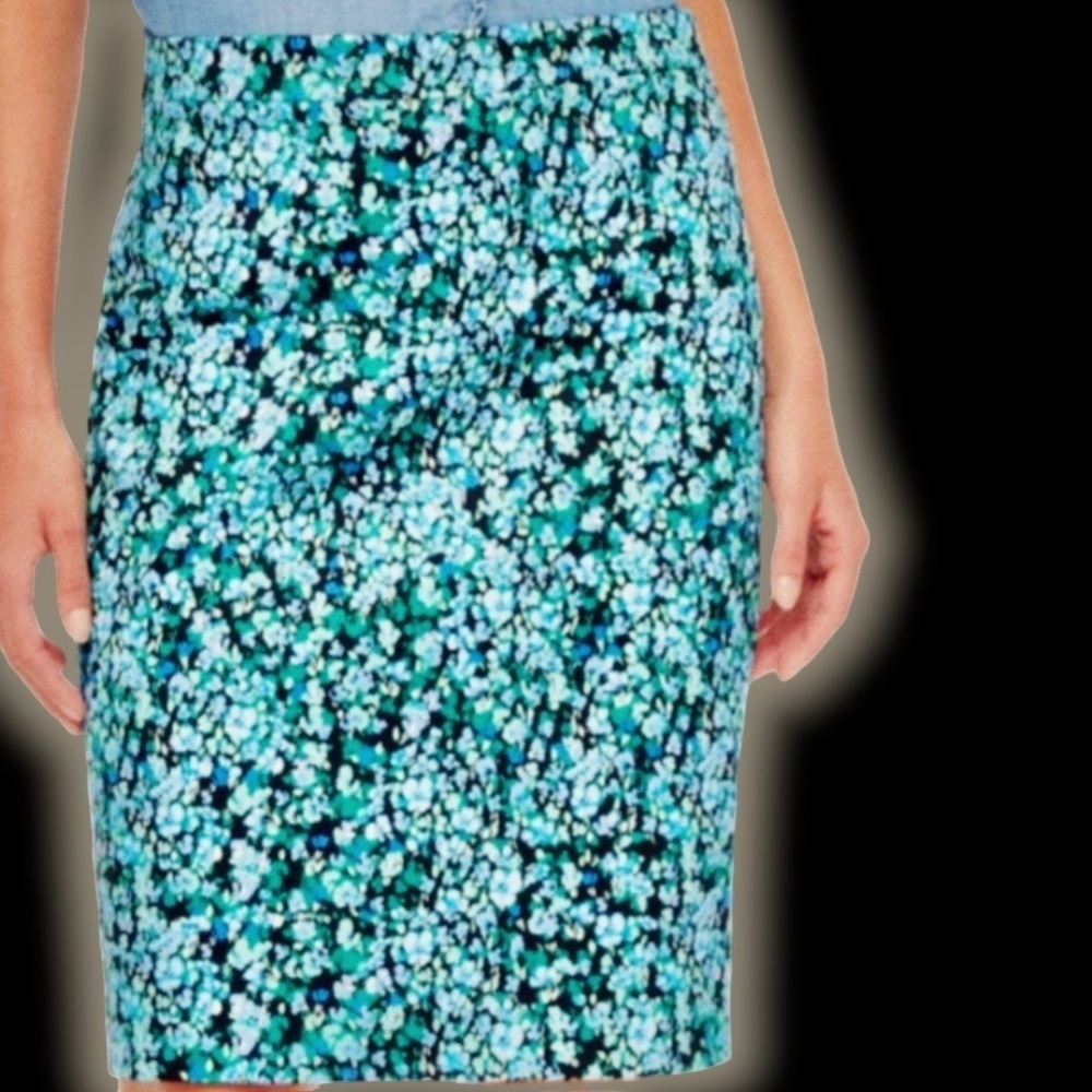 J. Crew Factory ‘Sateen Floral Pencil Skirt’ in Navy Blue Floral Size 2